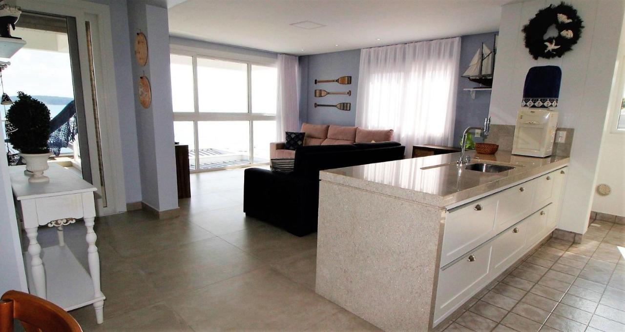 1080 - Apartamento Com Vista Para O Mar Em Bombinhas Luaran gambar