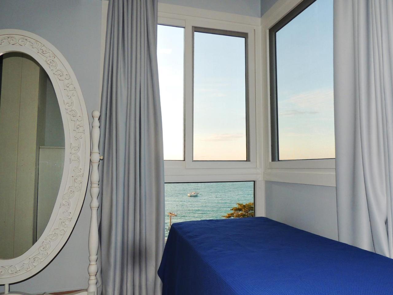 1080 - Apartamento Com Vista Para O Mar Em Bombinhas Luaran gambar